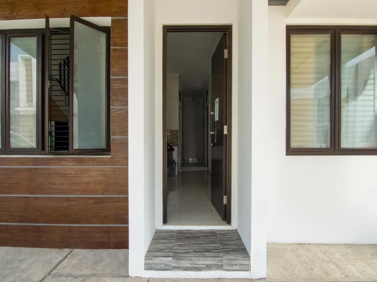 Oyo 3824 Columbus Residence J1 Telukjambe Ngoại thất bức ảnh